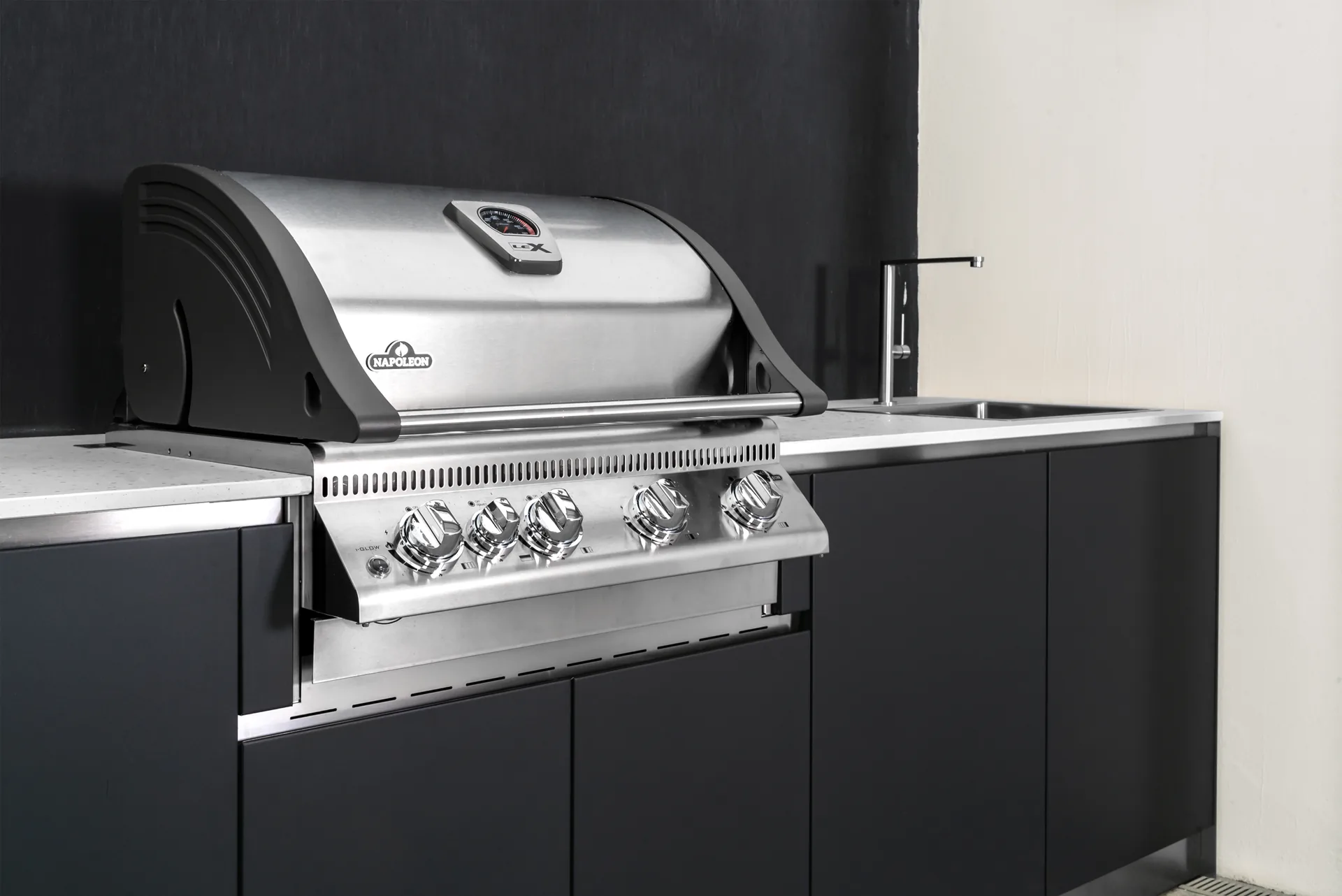 OF Outdoor Kitchens outdoor living – Of Matt Lacquered Finish 3